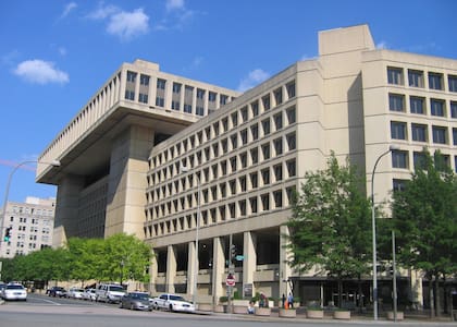 El FBI alerta a los estadounidenses sobre este nuevo tipo de estafas