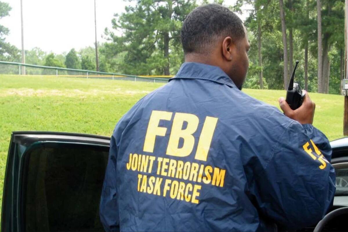 El FBI recomienda no enviar dinero ni compartir información personal
