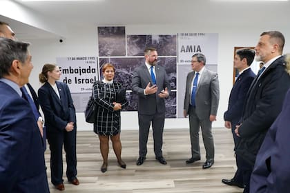 El FBI y la SIDE fortalecen la cooperación en la lucha contra el terrorismo y el crimen organizado