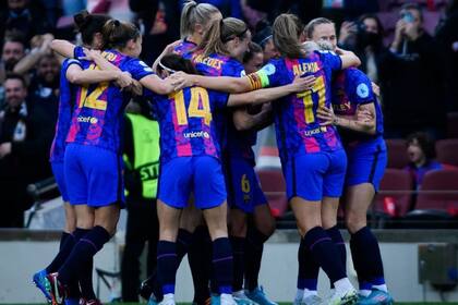 EL FC Barcelona consiguió su clasificación para las semifinales de la Champions League femenina en un encuentro que tuvo récord de espectadores