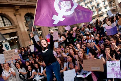 El feminismo movilizó a España y dio un fuerte golpe a la derecha