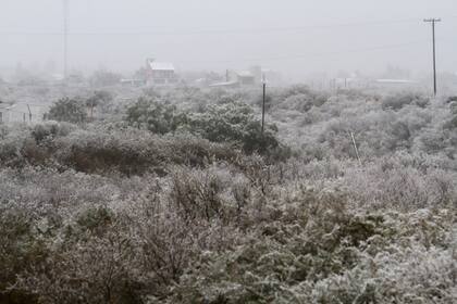 El fenómeno comenzó a sentirse con más fuerza durante las últimas horas del día; los principales centros de esquí se entusiasman, antes del inicio de la temporada