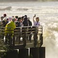 Cierran por tiempo indeterminado la Garganta del Diablo por una drástica crecida del río