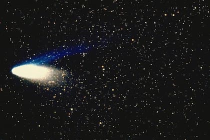 El fenómeno se pudo ver a simple vista en 1996 y fue descubierto por un astrónomo amateur