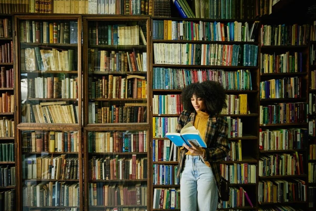 El fenómeno ‘tsundoku’ o cómo hemos normalizado acumular libros que no leeremos