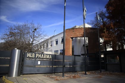 El fentanilo contaminado producido por HLB Pharma generó una crisis en el Ministerio de Salud
