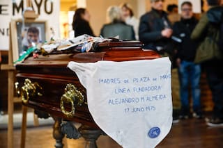 Despidieron a Taty Almeida, referente de Madres de Plaza de Mayo Línea Fundadora