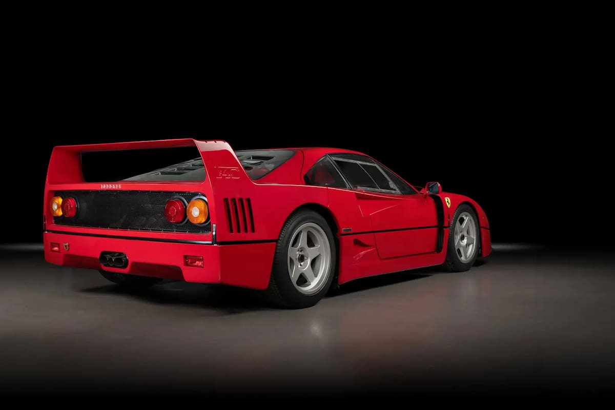 El Ferrari F40 de 1990 que perteneció a Jean Sage sale a subasta