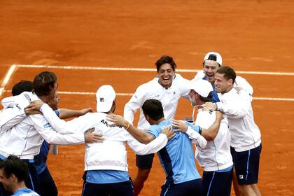 El festejo argentino tras el regreso a la elite del tenis por equipos