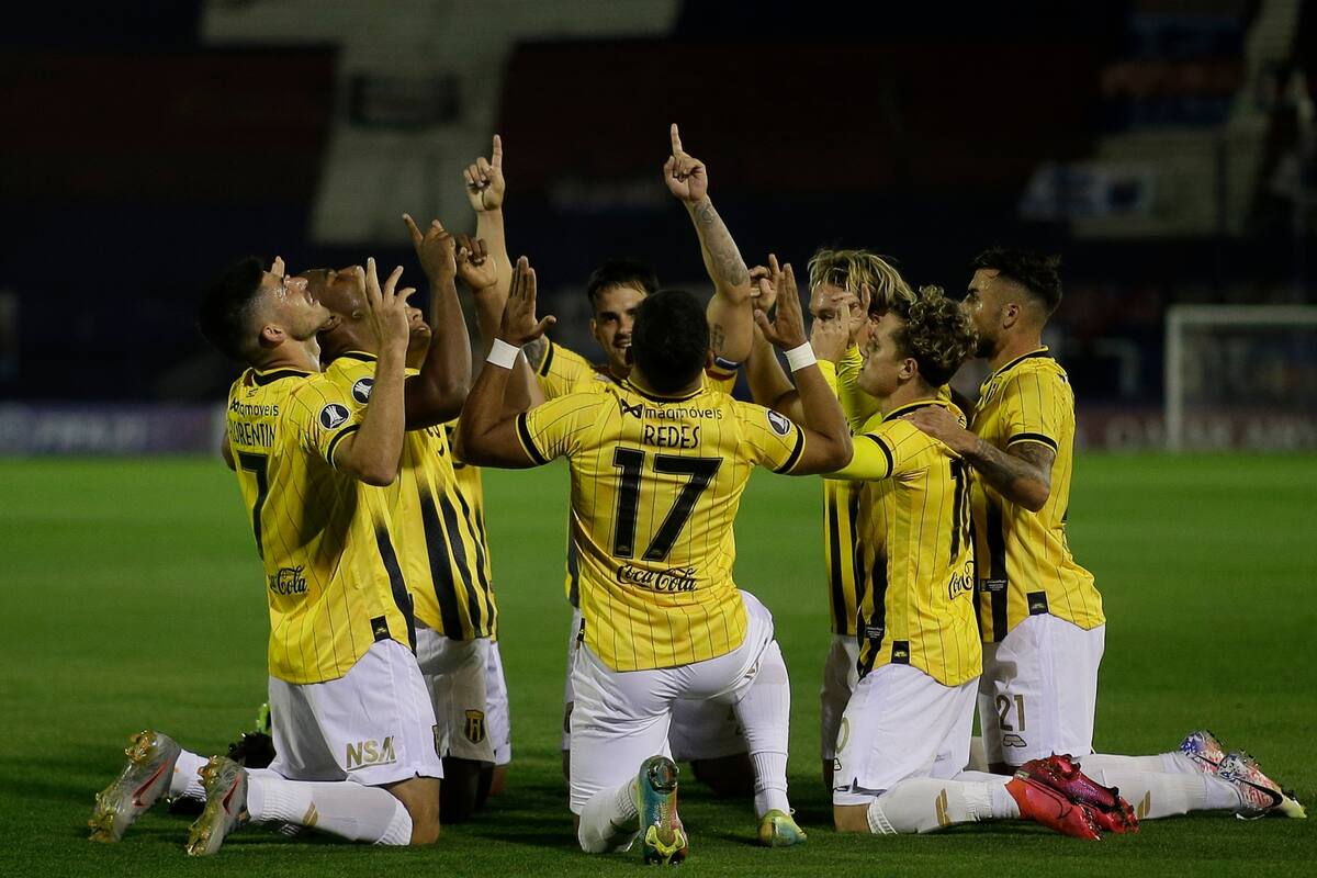 El festejo de Guaraní en Victoria