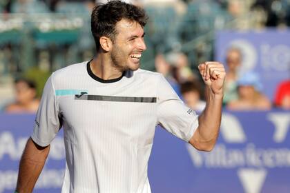 El festejo de Juan Ignacio Londero, que alcanzó las semifinales del Argentina Open por primera vez.