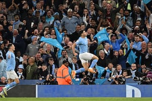 El festejo de Julián Álvarez al anotar el 4-0 de Manchester City ante Real Madrid, en la primera jugada de la que participó en la semifinal de la Champions League.