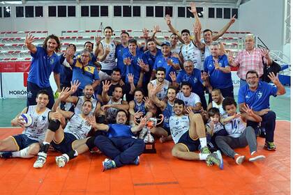 El festejo de la cuarta Copa Master para UPCN