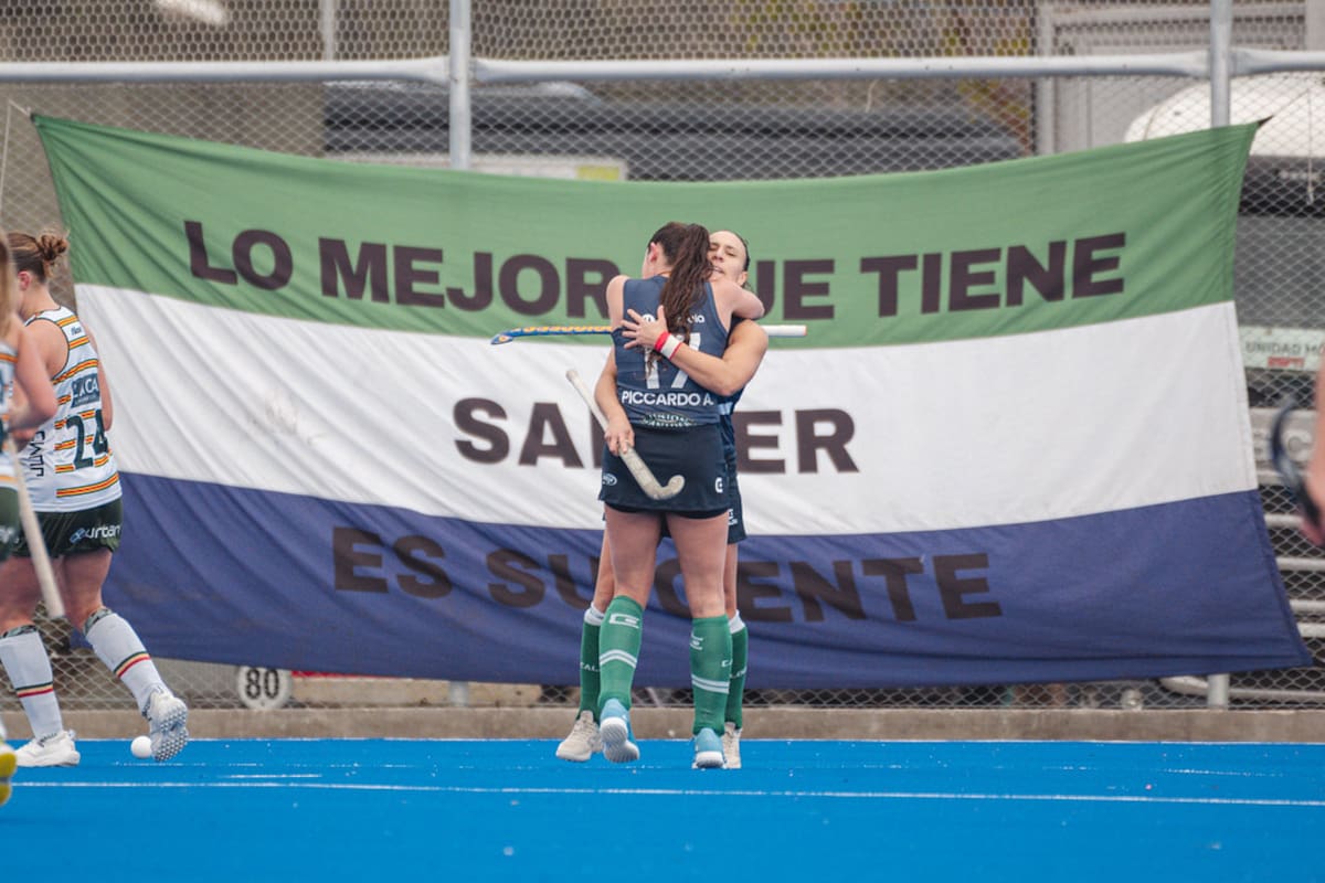 El festejo de las chicas de San Fernando en la victoria ante Lomas