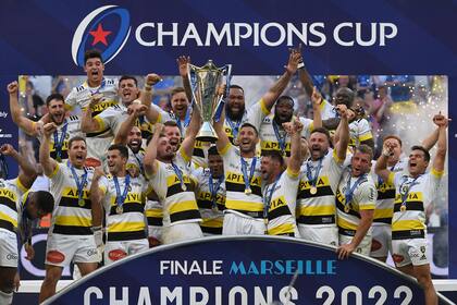 El festejo de los jugadores de La Rochelle, que se consagró al vencer a Leinster en la final de la Copa Europea de rugby