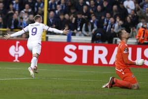 El gol con acento argentino que llevó a la Fiorentina a la final de la Conference League