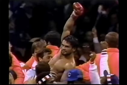 El festejo de Mano de Piedra tras una victoria inolvidable