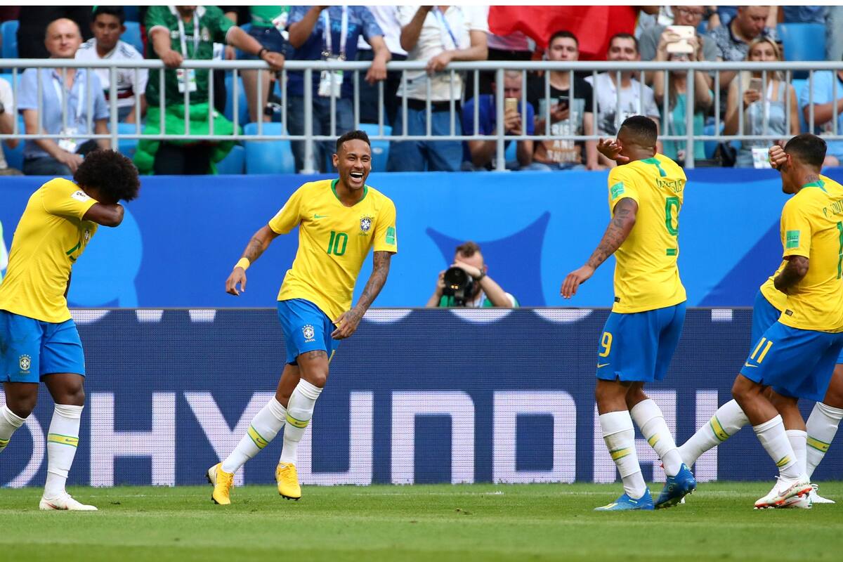 El festejo de Neymar es el de todo Brasil; el crack fue determinante una vez más