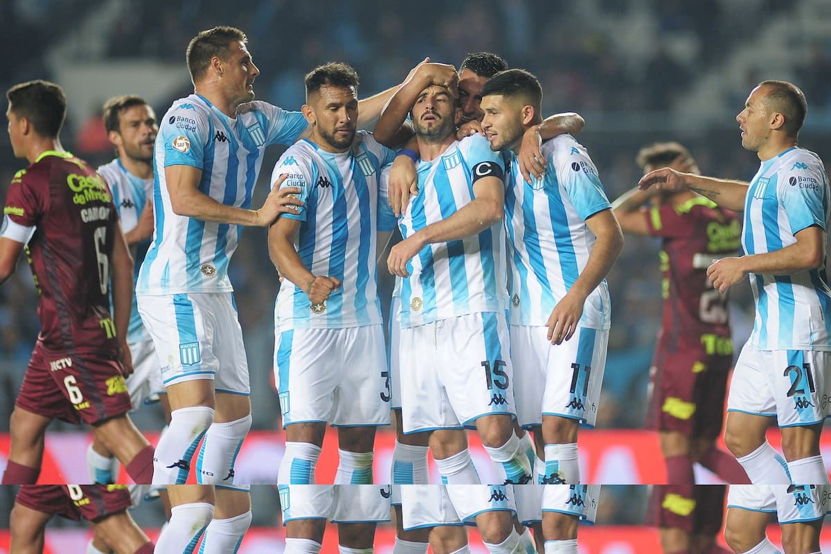El festejo de Racing tras el gol convertido por Licha López de penal