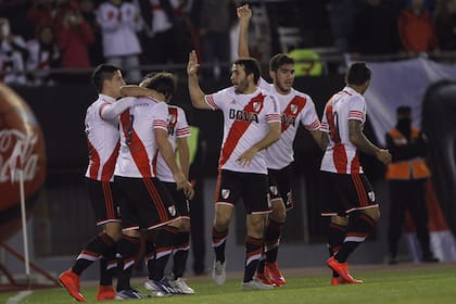 El festejo de River en la victoria ante Colón