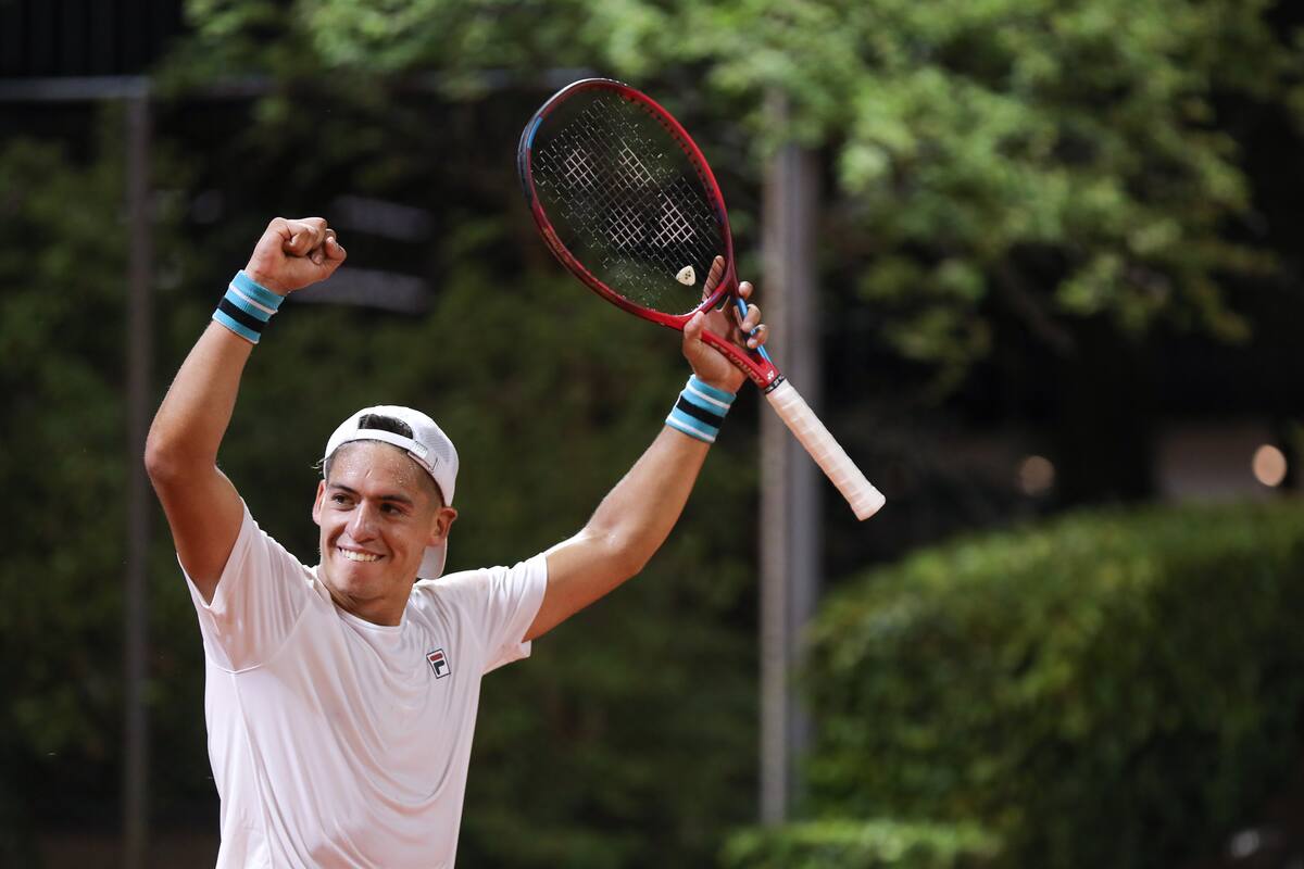 El festejo de Sebastián Báez, que lleva siete victorias consecutivas en el Challenger tour