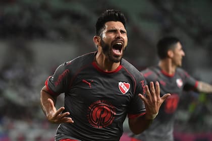 El festejo de Silvio Romero