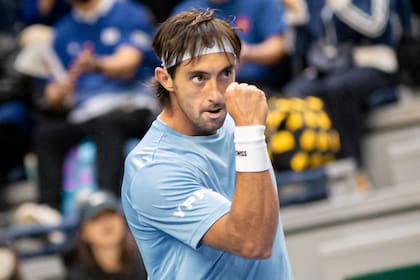 El festejo de Thiago Tirante durante la serie de Copa Davis entre Argentina y Corea del Sur en Busan, por la primera ronda de los Qualifiers