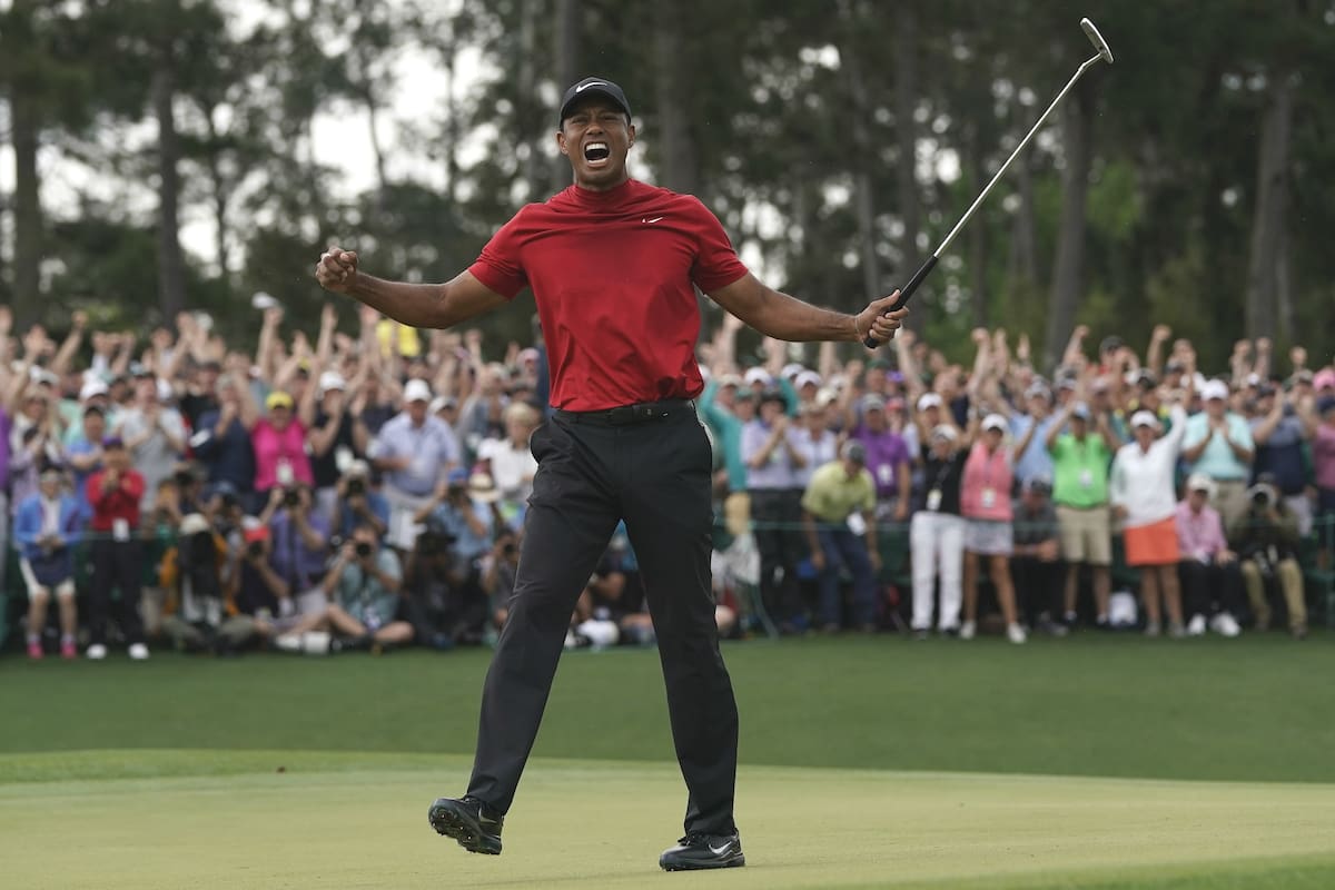 El festejo de Tiger en un día histórico: su primer Major en once años