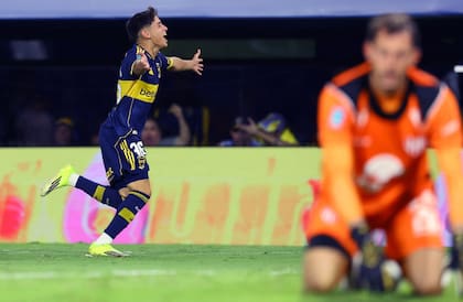 El festejo de Tomás Aranda en el último triunfo en la Bombonera
