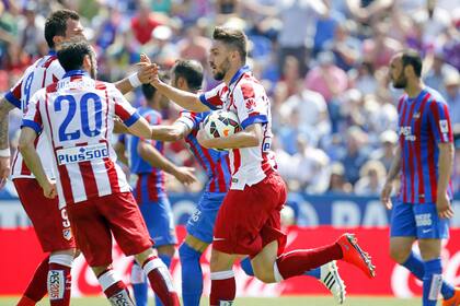 El festejo de Torres, autor del 2 a 2