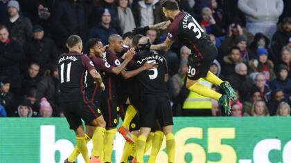 El festejo del City tras el gol de Yaya Touré