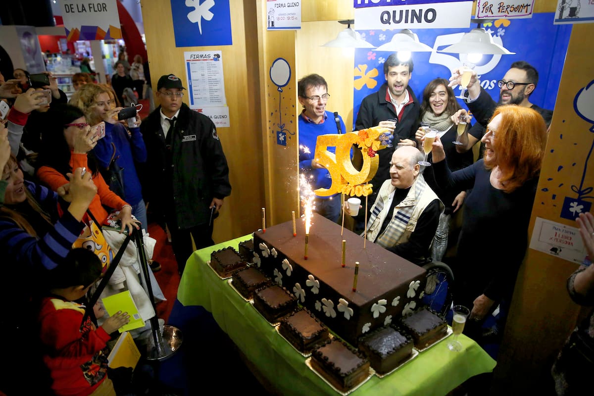 El festejo del medio siglo de Ediciones De la Flor, con Quino como invitado especial