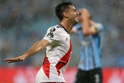 El festejo del Pity, autor del gol del triunfo en Porto Alegre