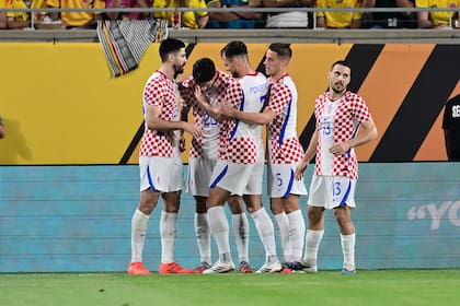 El festejo del seleccionado croata tras el gol de Igor Matanovic, el del triunfo amistoso ante los colombianos en Florida, Estados Unidos.