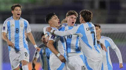 El festejo del Sub 20 argentino ante Australia, al que derrota con dos goles en momentos claves del juego