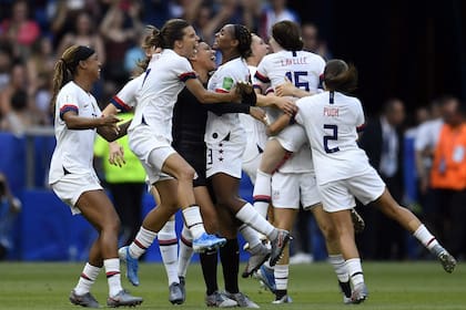 El festejo estadounidense tras la final