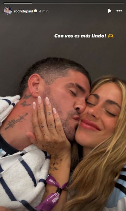 El festejo romántico de Rodri De Paul con su novia Tini Stoessel