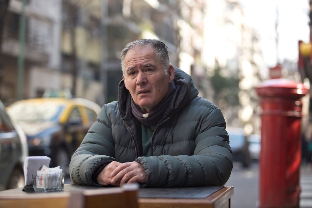 El filósofo asegura que vivimos inmersos en una realidad tecnológica cuyos fundamentos desconocemos, y alerta sobre los riesgos del ensimismamiento en el universo de lo virtual