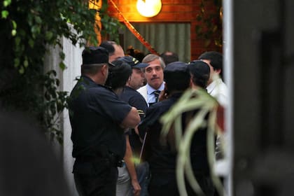 El fiscal Alvaro Garganta (de camisa y corbata), tiene a cargo una de las investigaciones contra D'Onofrio
