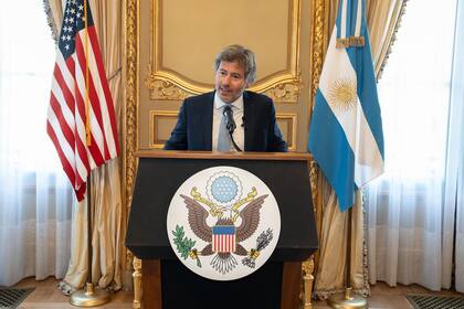 El fiscal general de la Ciudad, Juan Bautista Mahiques, en la Embajada de los Estados Unidos