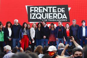 El FIT-U cerró la campaña con una fotografía de unidad en las escalinatas del Congreso de la Nación.