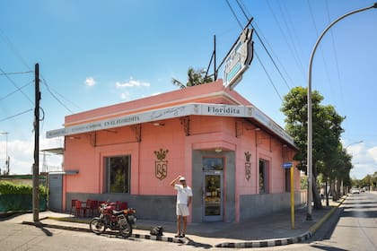 El flamante Floridita de Varadero, réplica del original en La Habana.