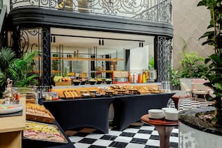 Salones escondidos, grandes chefs y nuevos restaurantes para descubrir