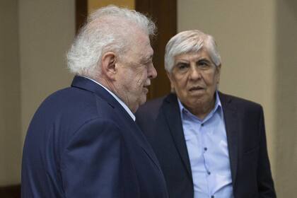 El Fondo Solidario de Redistribución, donde se atesora el aporte obligatorio de los trabajadores, dejó de tener liquidez y las obras sociales se declaran en crisis