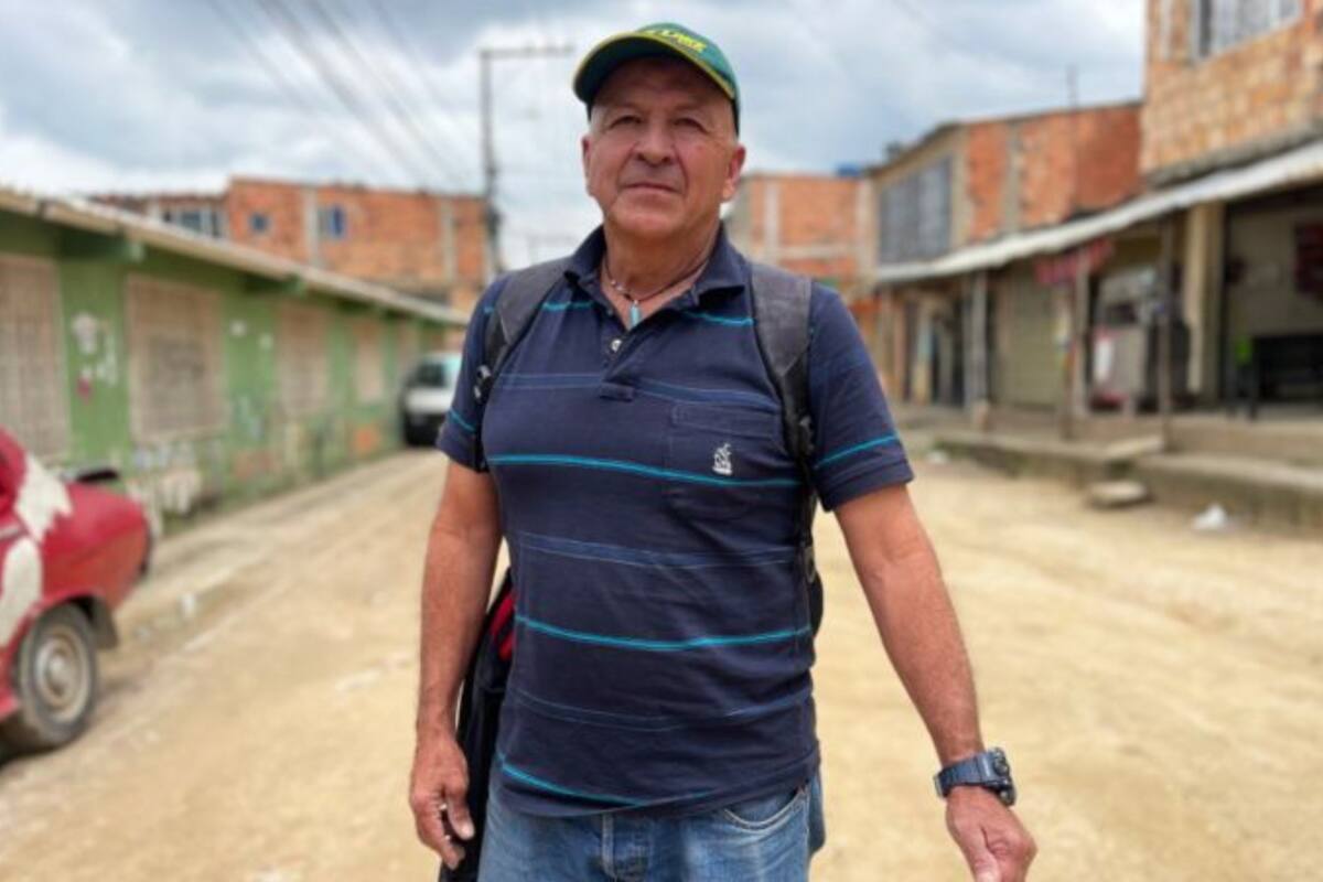 El fontanero que de "robar" agua a Bogotá pasó a distribuirla en Soacha