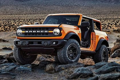 El Ford Bronco quiere jaquear el reinado del Jeep Wrangler