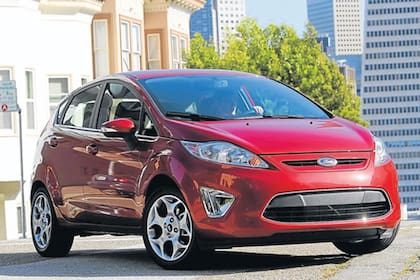 El Ford Fiesta Kinetic Design es el último automóvil de la marca del óvalo lanzado en el país