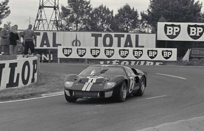 El Ford GT 40. Un modelo que ganó cuatro veces para vengarse de Ferrari