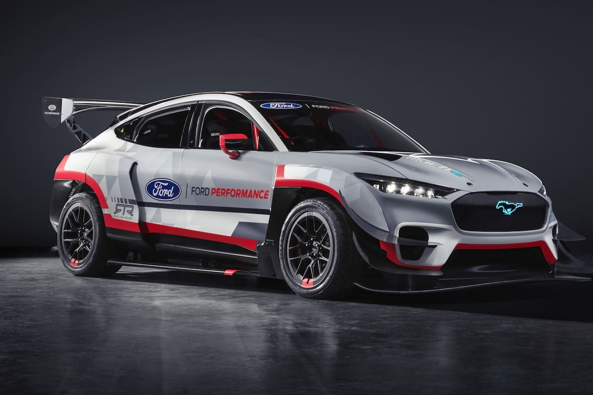 El Ford Mustang Mach-E 1400 tiene una potencia total de 1420 CV gracias a sus siete motores eléctricos