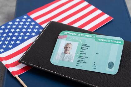 El formulario I-90, es el requerido para reemplazar la tarjeta de residente permanente, conocida como green card